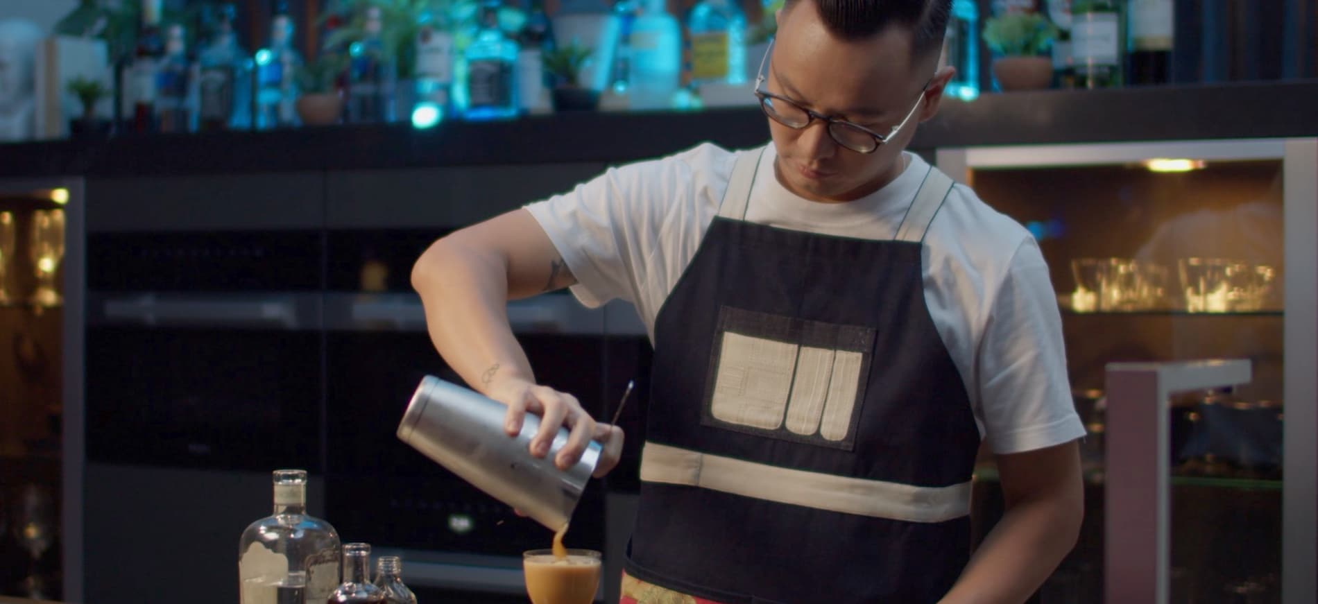 DAVID ONG FINDS
THE PERFECT BLEND - Desktop Banner